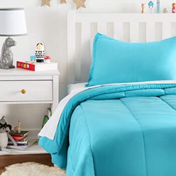 AmazonBasics Easy-Wash Microfiber Kid's Comforter and Pillow Cover Set (Pillow not included) - Single, Bright Aqua